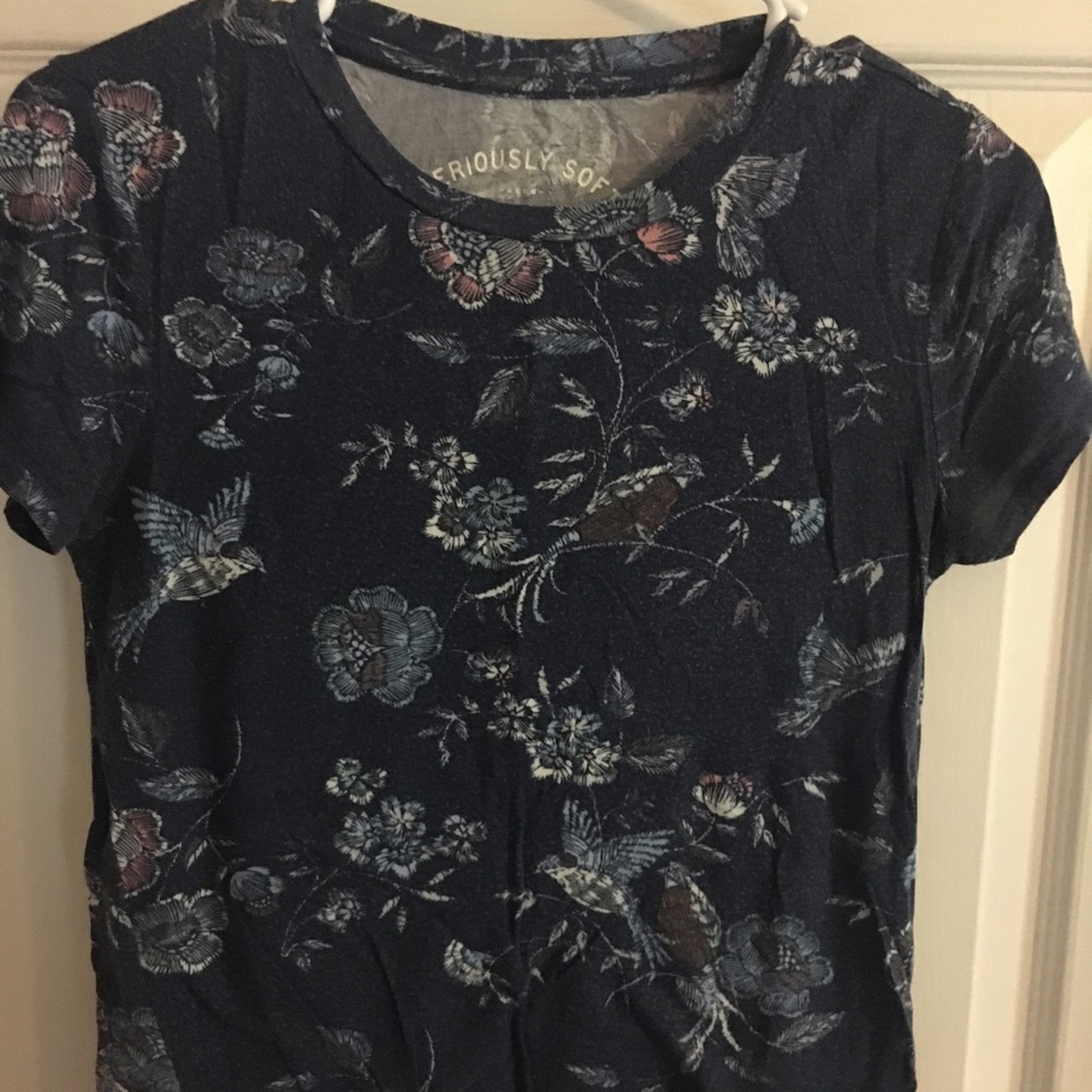 Aero Seriously Soft Girl Tee XS
